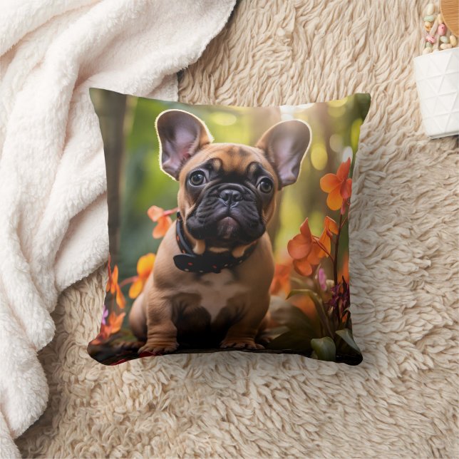 Coussin 🐶💗Douce chiot Frenchie dans une jungle (Couverture)