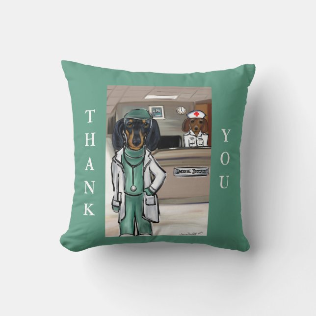 Coussin Doxie  Docteur (Recto)