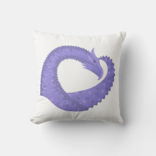 Coussin dragon au coeur de pérywinkle sur fond blanc