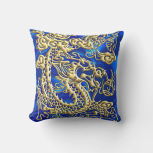 Coussin Dragon d'or incorporé sur BlueSatin
