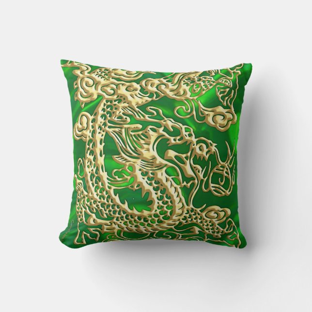 Coussin Dragon en or embouti sur impression de satin vert (Recto)