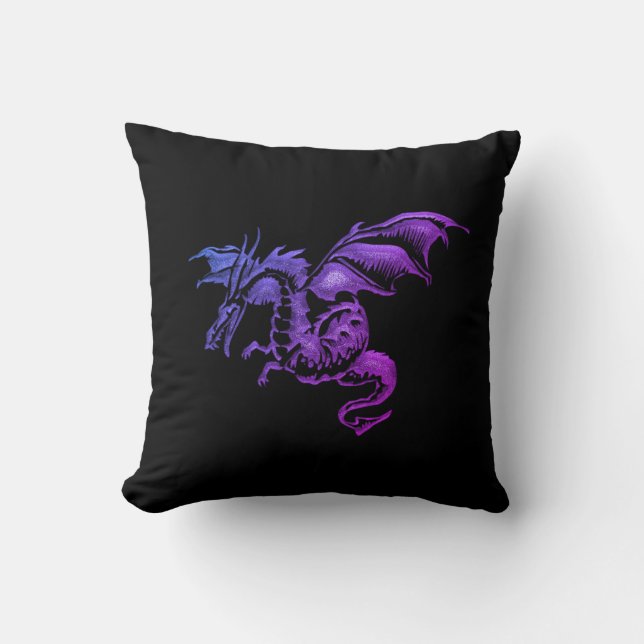 Coussin Dragon Violet Volant sur Fond Noir (Recto)