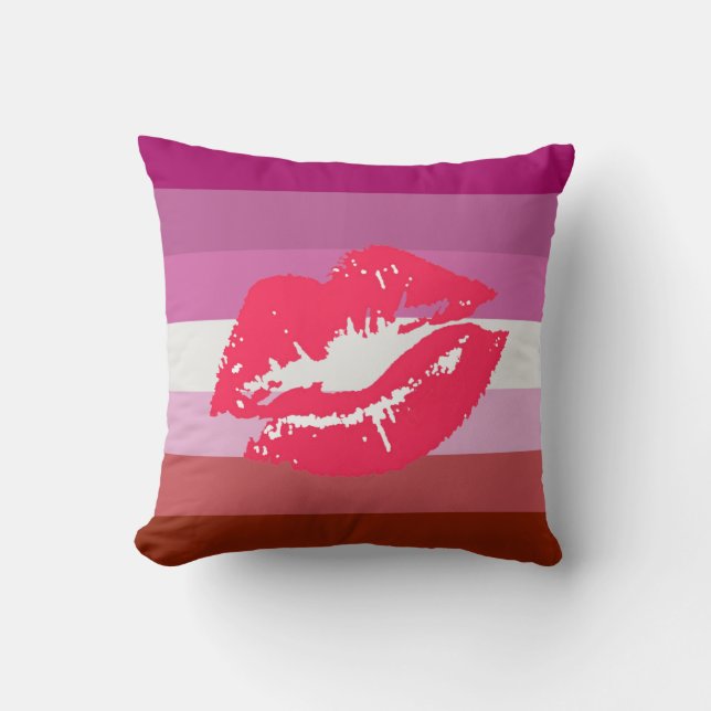 Coussin Drapeau de fierté lesbienne au rouge à lèvres (Recto)