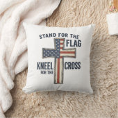 Coussin Drapeau debout pour la conception de croix patriot (Couverture)