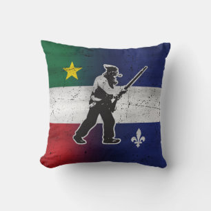 Coussin Drapeau Québec et Patriote Henri Julien érodé