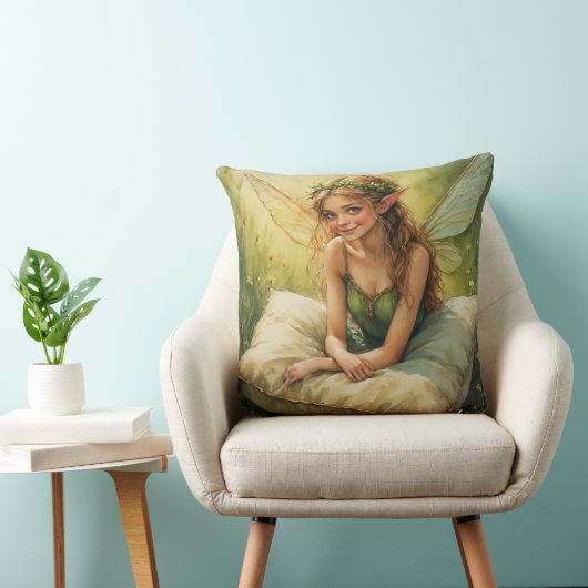 Coussin Dream Fairy Holding Pillow  (Chaise)