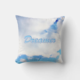 Coussin Dreamer Puffy nuages blancs et ciel bleu