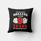 Coussin Drôle 9e Anniversaire de Mariage Couple Marié 9 An (Verso)