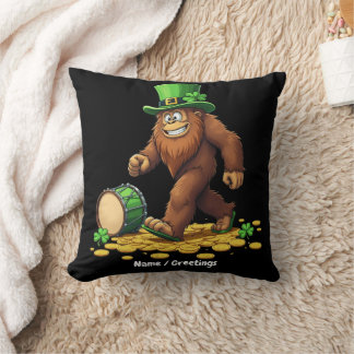 Coussin Drôle Bigfoot Sasquatch Trèfle St Patrick's Day