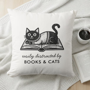 Coussin Drôle facilement distrait par les livres et les ch