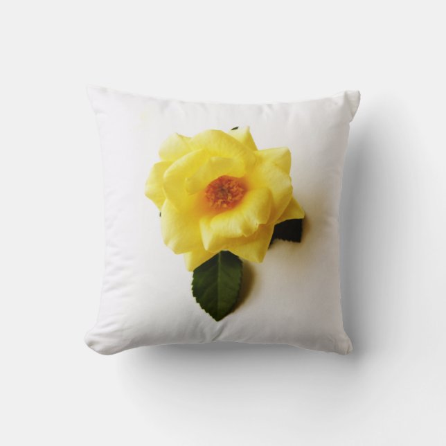 Coussin DS Chrysanthemum ou Rose jaune tpcnm (Recto)