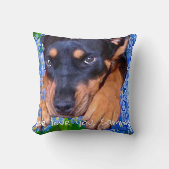 Coussin du mémorial Rottweiler à Hug (Recto)