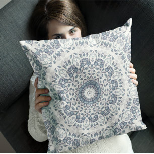 Coussin Dusty Blue Floral Mandala