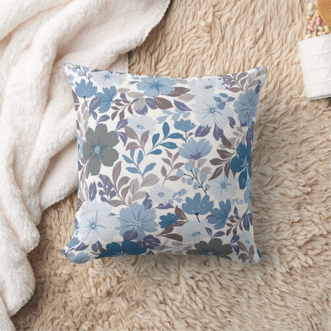 Coussin Dusty Blue & Grey Winter Sky Floral Garden (Couverture)