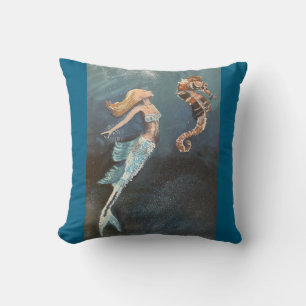 Coussin Eaux enchantées : une sirène et son cheval de mer