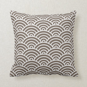 Coussin Échelles classiques d'art déco dans le Taupe et