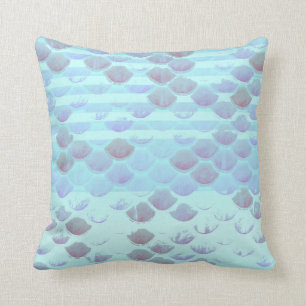 Coussin Échelles de poissons rayées assez bleu-clair de