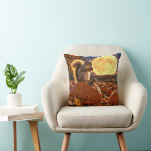 Coussin Écureuil d'automne avec gland et lune de récolte