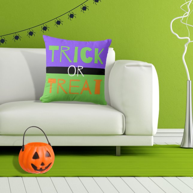 Coussin Éffrayant Trick ou Treat Thlow Pillow (Créateur téléchargé)