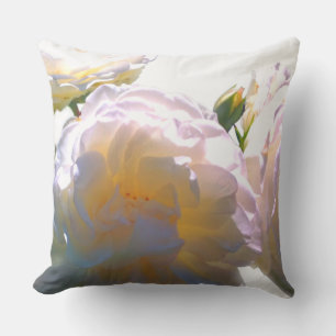 Coussin Elégant blanc pêche orange roses