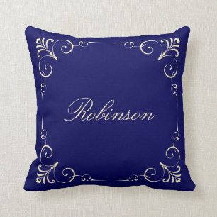 Coussin Elegant Fleur de Lis avec le nom de famille, crèm