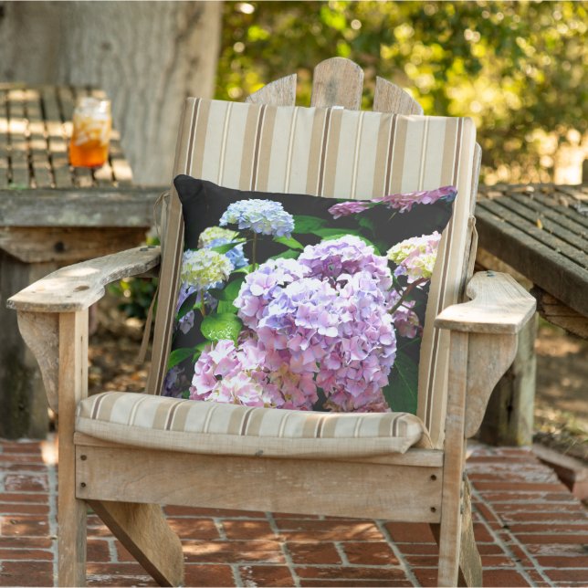 Coussin Elégant hydrangea rose bleu violet fleuri (Chaise)