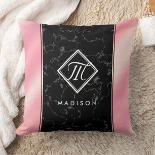 Coussin Élégant marbre noir et monogramme à huile rose