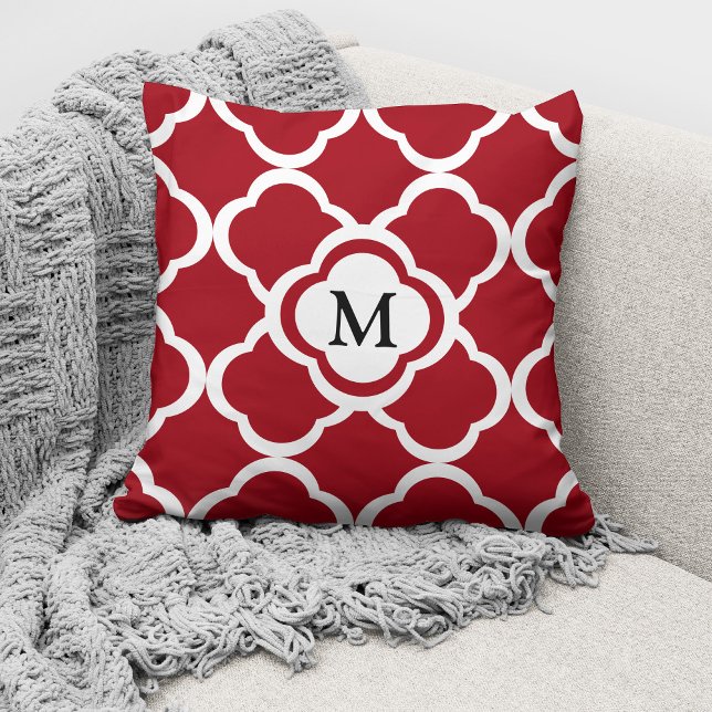 Coussin Élégant Monogramme Red Quatrefoil Motif (Créateur téléchargé)