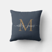Coussin Élégant or Monogramme Noms de script Mariage Bleu (Verso)