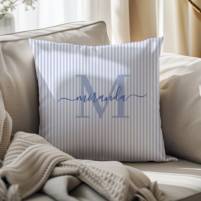 Coussin Élégant rayures bleues et blanches Monogramme Nom (Créateur téléchargé)