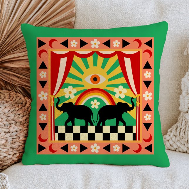Coussin Élément d'art folklorique funky représentant un él (Créateur téléchargé)