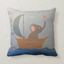 Éléphant de bébé dans un bateau