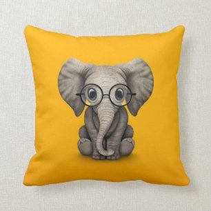 Coussin Éléphant mignon de bébé avec le jaune en verre de