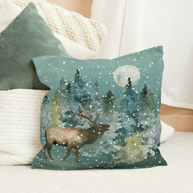 Coussin Elk majestueux dans la Pleine lune forestière neig (Majestic Elk in Forest Full Moon Snowfall Christmas Throw Pillow)