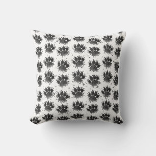 Coussin Empreinte de patte de chien à l'aquarelle noir et