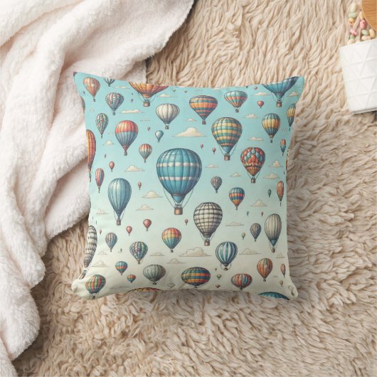 Coussin En haut, en haut et en loin ! Ballons Whimsical à  (Couverture)