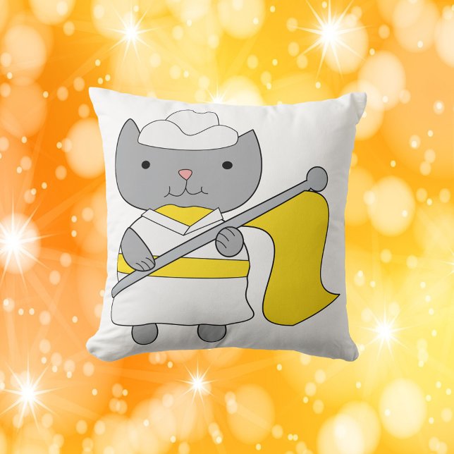 Coussin Équipe de garde couleur chat jaune blanc (A throw pillow with a cat wearing a yellow & white color guard outfit complete with yellow flag!)