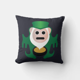 Coussin Erin-Vont le lutin de Clupkitz et un lit de trèfle