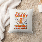 Coussin Est Costume d'enseignant effrayant Halloween Sorci (Couverture)