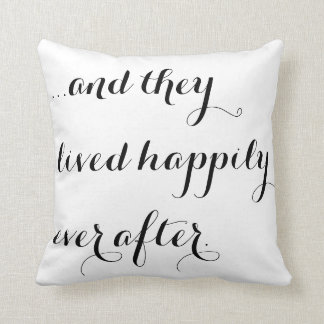 Coussin Et ils ont vécu heureusement pour toujours chic