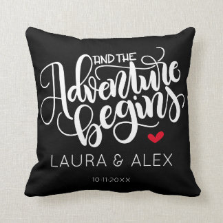 Coussin Et l'aventure commence - Date couleur personnalisé