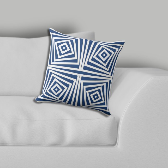 Coussin Ethnic Motif en spirale bleu et blanc (Ethnic Blue & White Tiled Box Spiral Pattern Throw Pillow)
