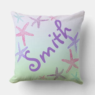 Coussin Étoile de mer mignonne sur monogramme pastel aqua
