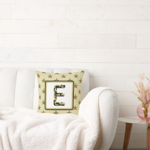 Coussin Étoile Monogramme Or Noir Initial Élégant