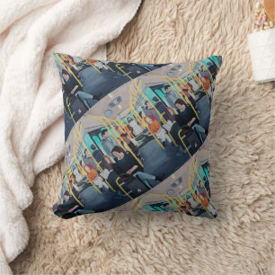 Coussin Étranger dans le bus Peinture d'Alfred Fox