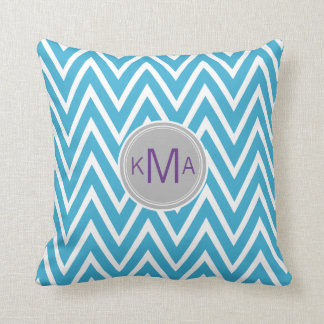 Coussin fait sur commande de monogramme de Chevron