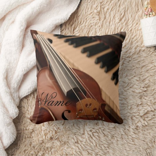 Coussin fait sur commande de piano et de violon (Couverture)