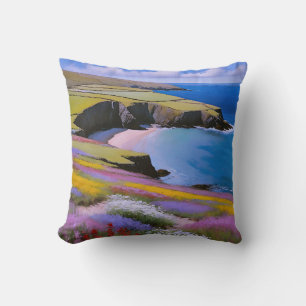 Coussin Falaises verdoyantes et vagues d'azur