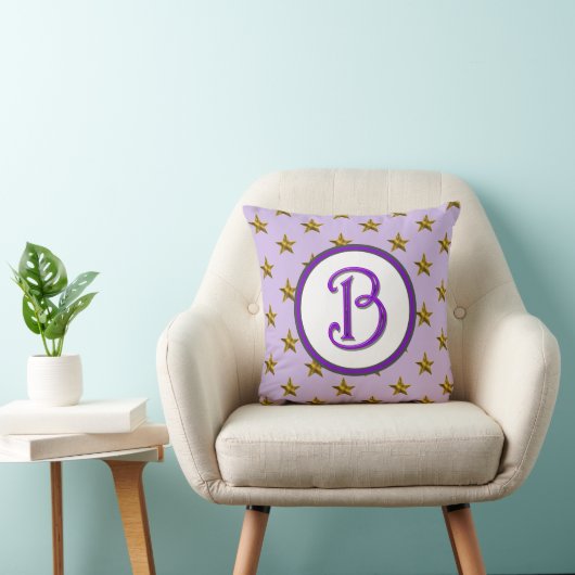 Coussin Famille de monogramme d'étoile initiale violet cél (Chaise)