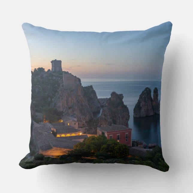 Coussin Faraglioni et madrague dans Scopello, Sicile (Recto)